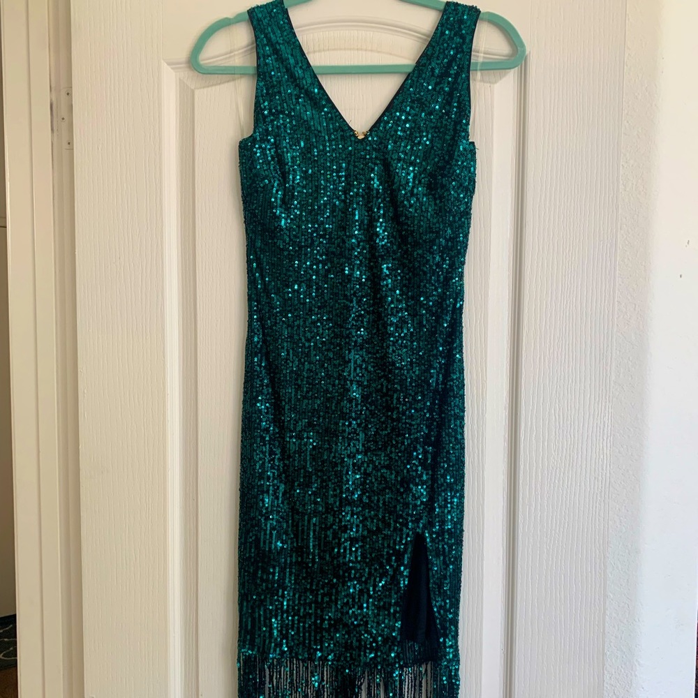 Flapper girl fringe mini dress